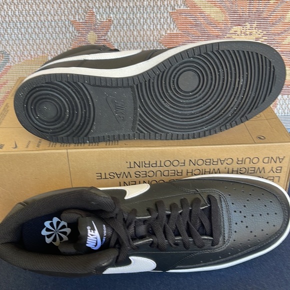 Nike Men’s Court Vision Mid Next
Nature

Black/Black/White
Sneakers 
DN3577-001 - Picture 9 of 16